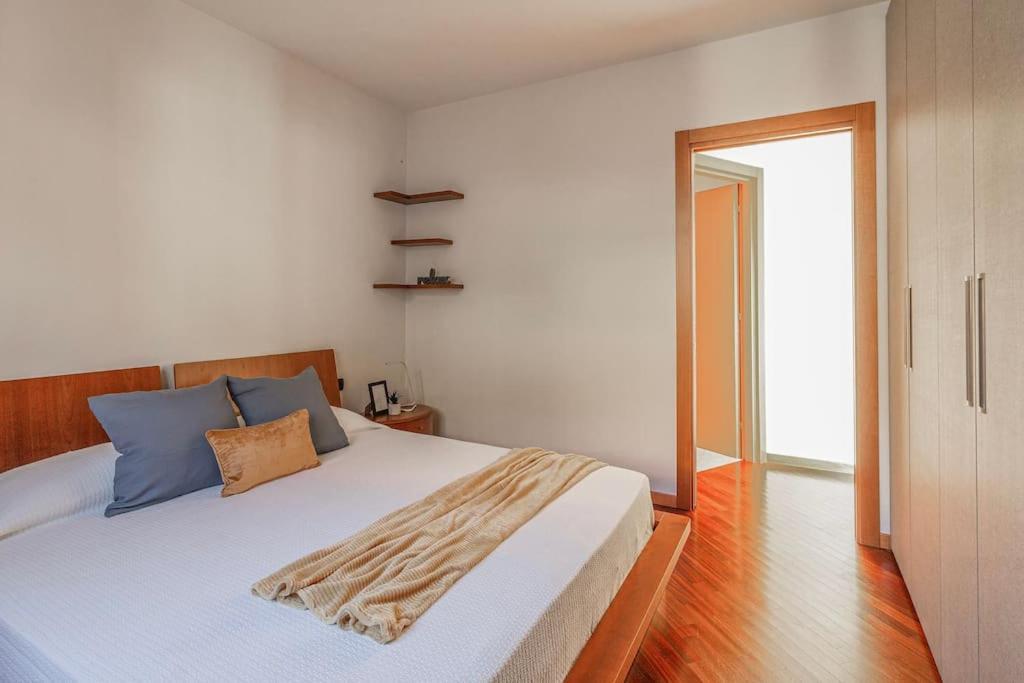 Appartamento Bellavista Con Ac E Posto Auto A Brunate Como Exterior photo